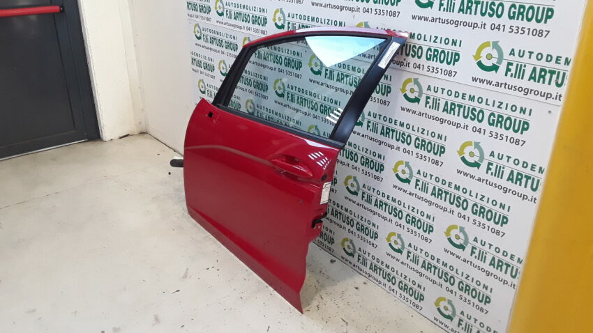 PORTA ANTERIORE SINISTRA HONDA JAZZ 2018 ROSSO - immagine 4