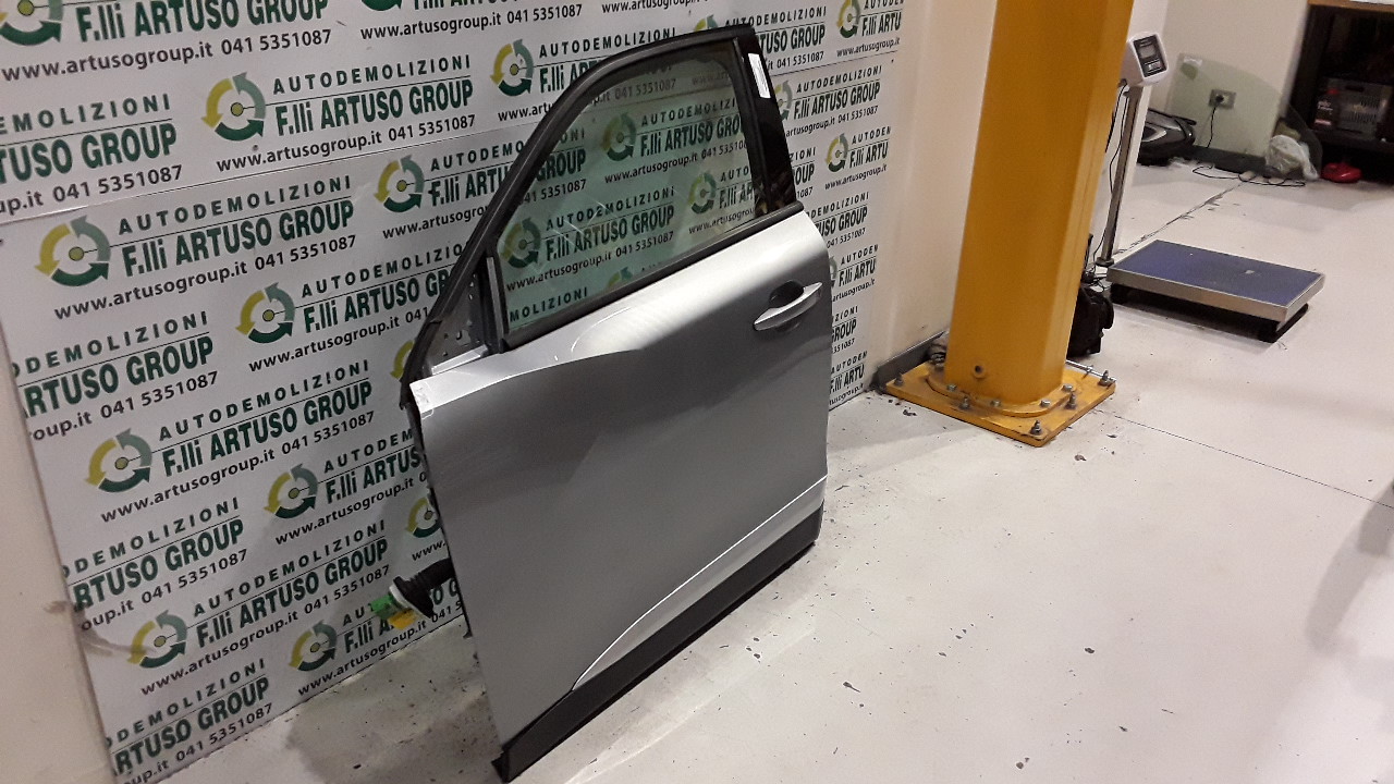 PORTA ANTERIORE SINISTRA PEUGEOT 2008 GRIGIO KCA - immagine 4