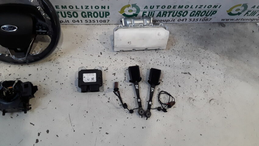 KIT AIRBAG CON CRUSCOTTO FORD FIESTA 7°SERIE 04/2017> SENZA CINTURE - immagine 7