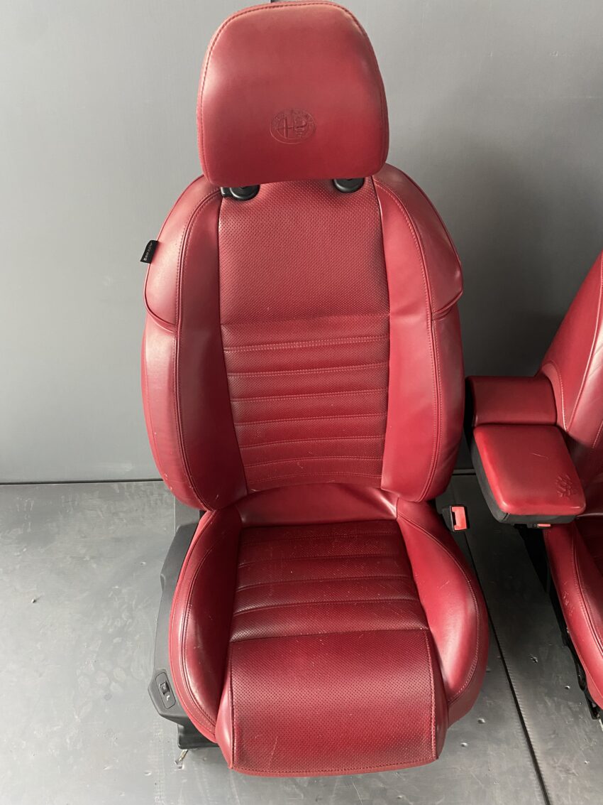 SEDILI/INTERNO ALFA ROMEO GIULIETTA IN PELLE "attenzione elettrici" - immagine 2
