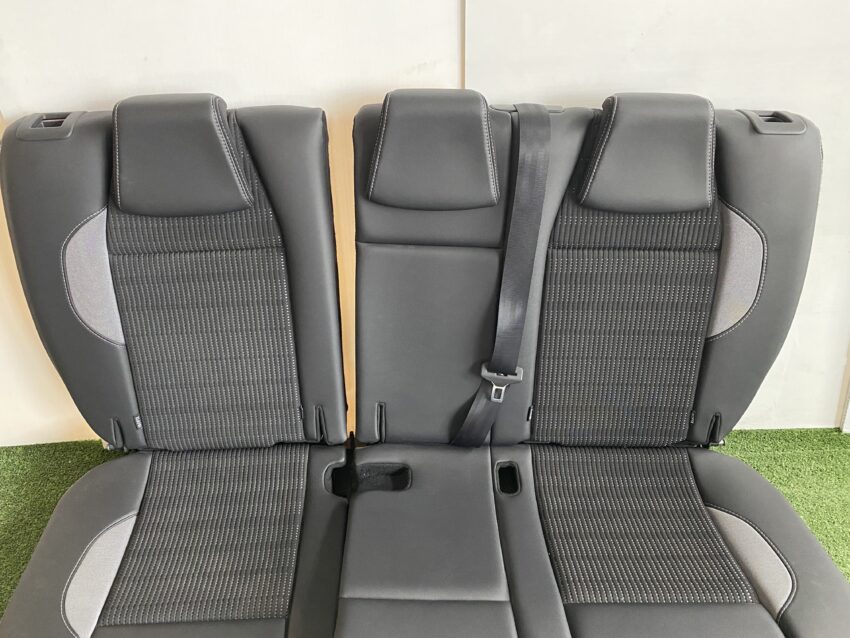 SEDILI/INTERNO PEUGEOT 2008 anno 2017 Km 80.700 - immagine 11