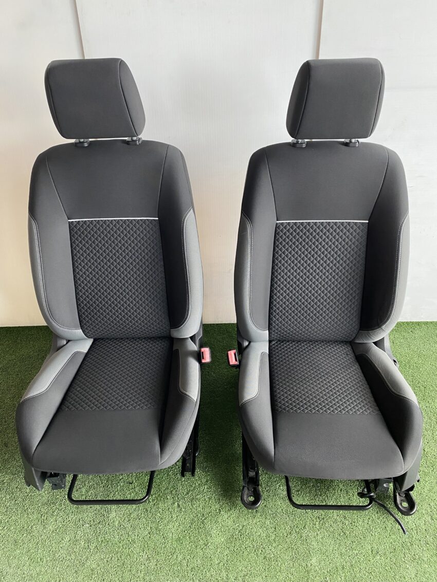 SEDILI/INTERNO FORD FIESTA 2016 - immagine 2