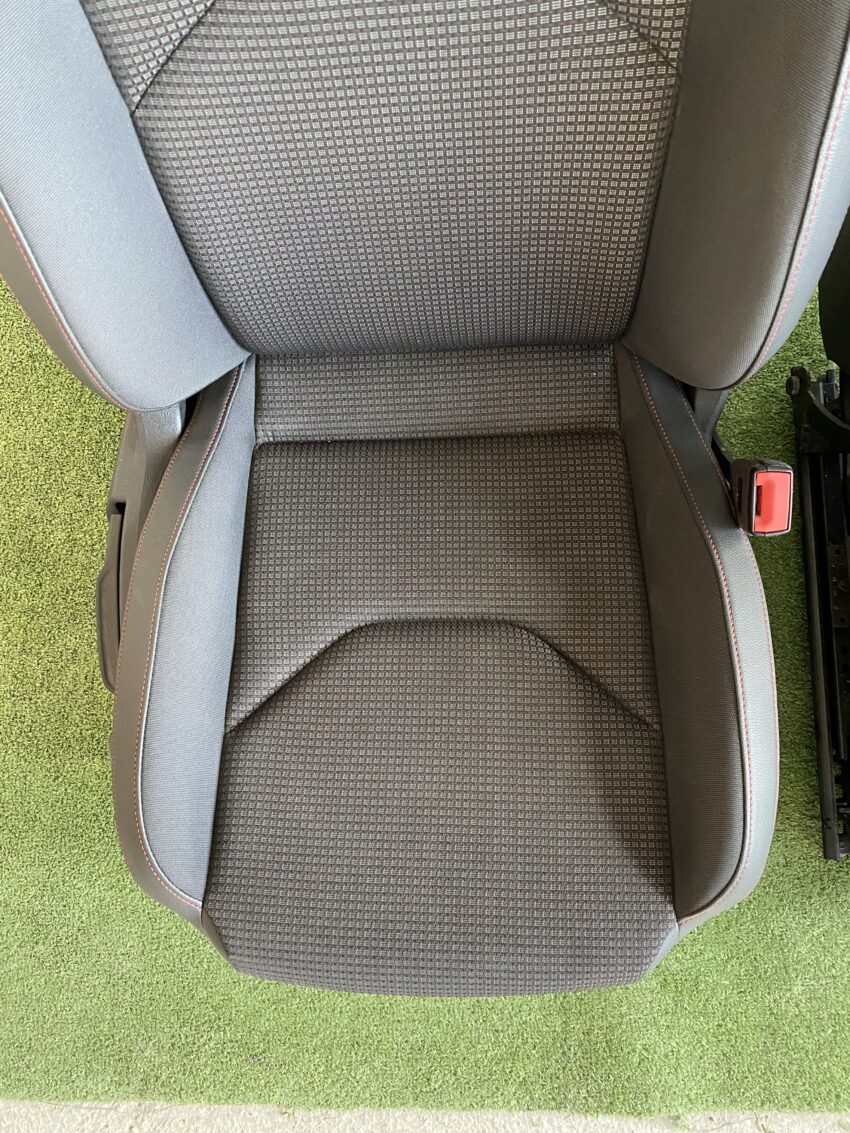 SEDILI/INTERNO SEAT LEON 2020 - immagine 5