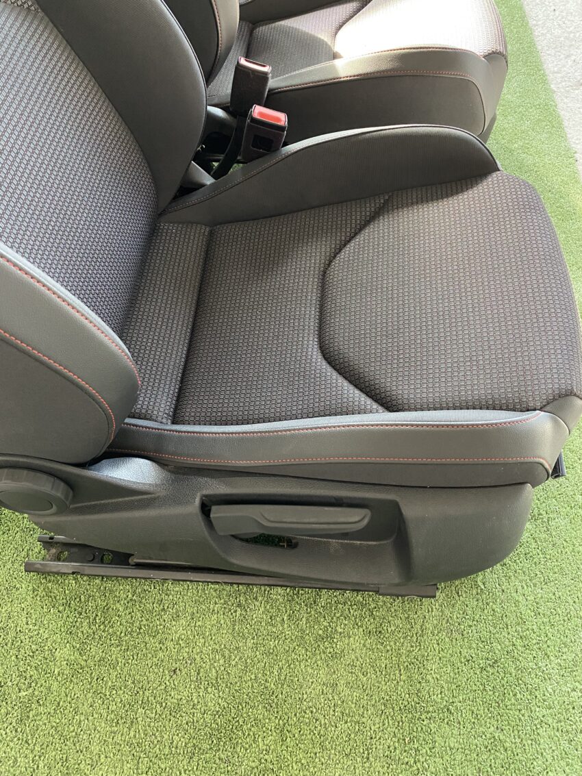SEDILI/INTERNO SEAT LEON 2020 - immagine 10