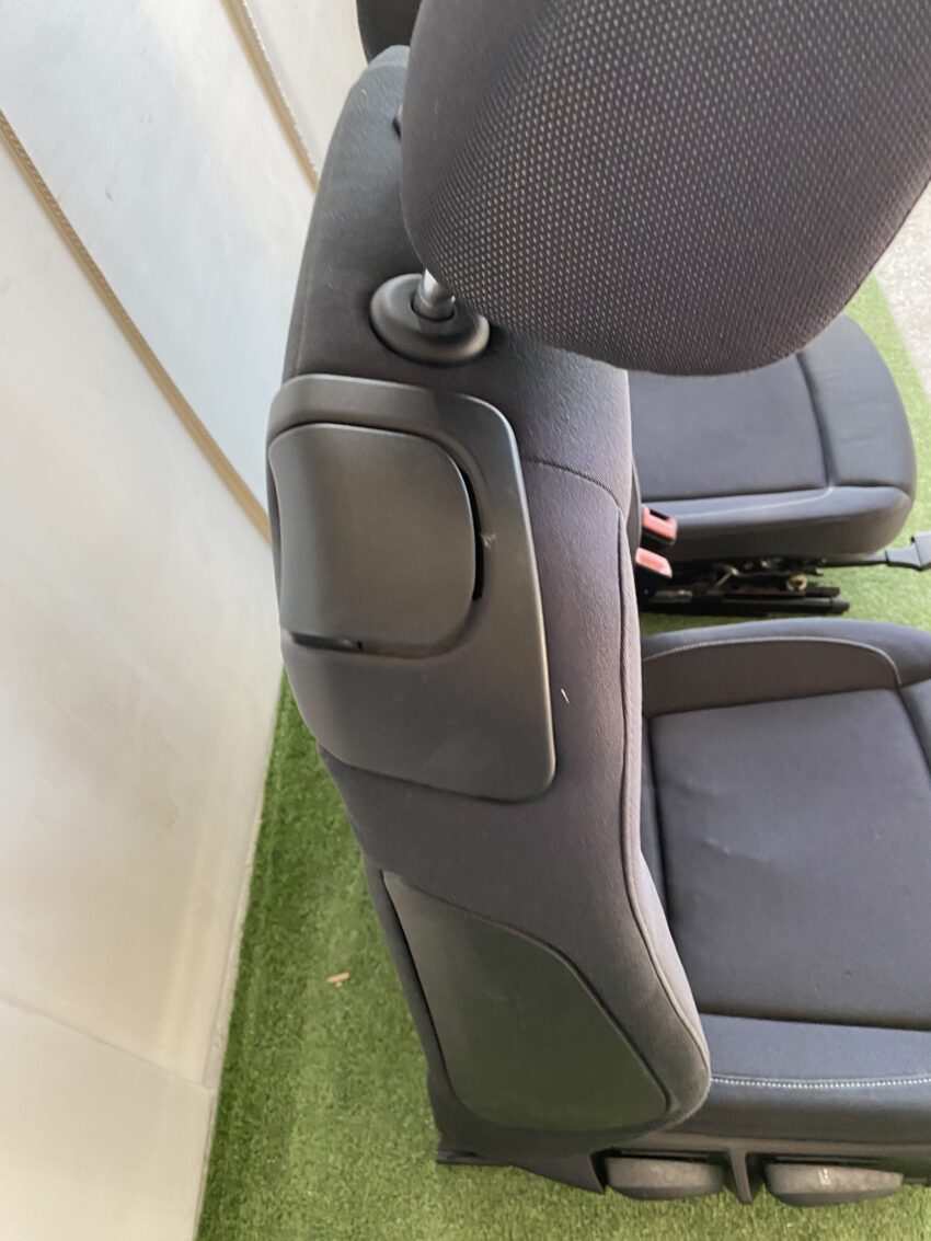 SEDILI/INTERNO BMW SERIE 1 E81 3 PORTE 2011 - immagine 10