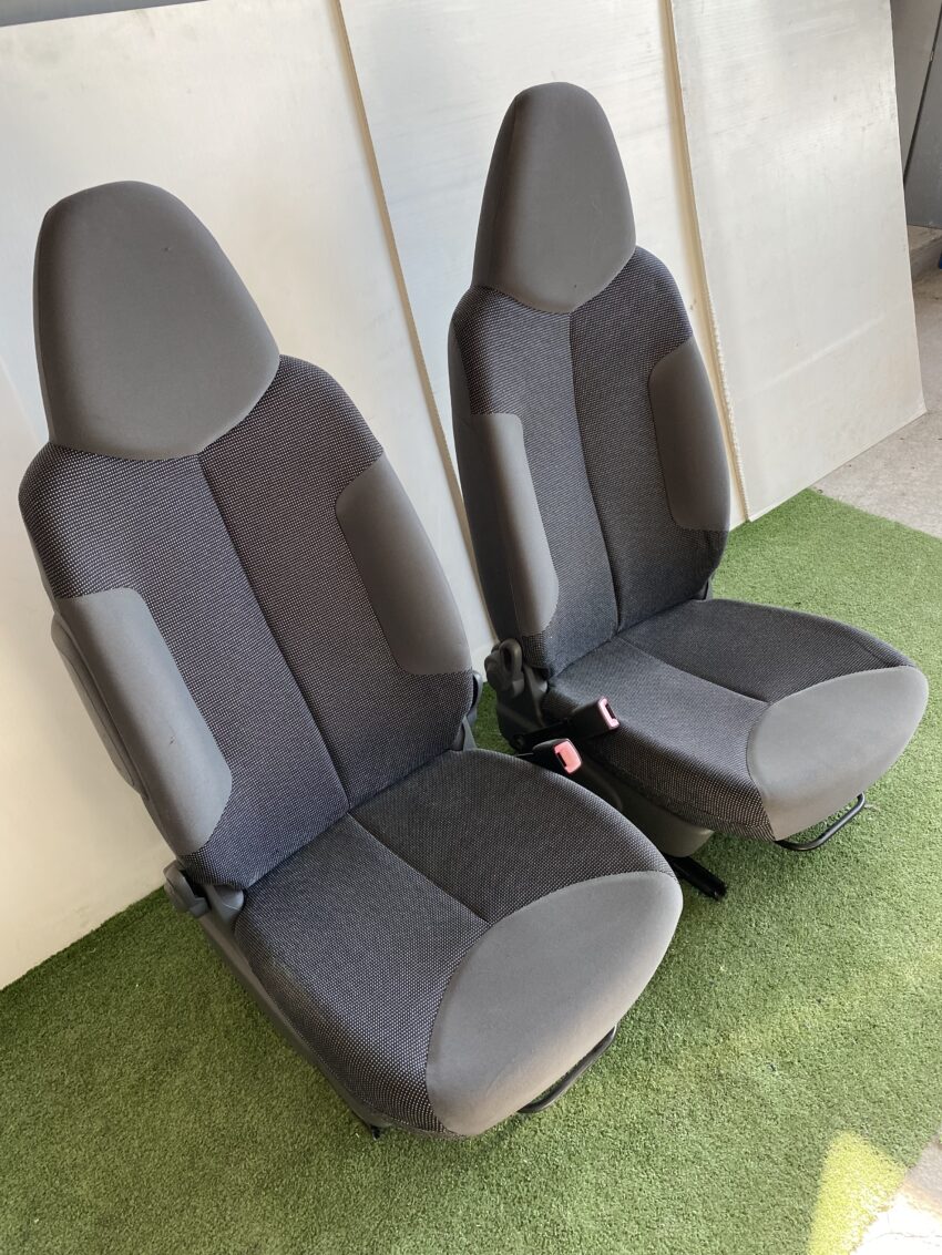 SEDILI/INTERNO PEUGEOT 107 06/05> - immagine 8