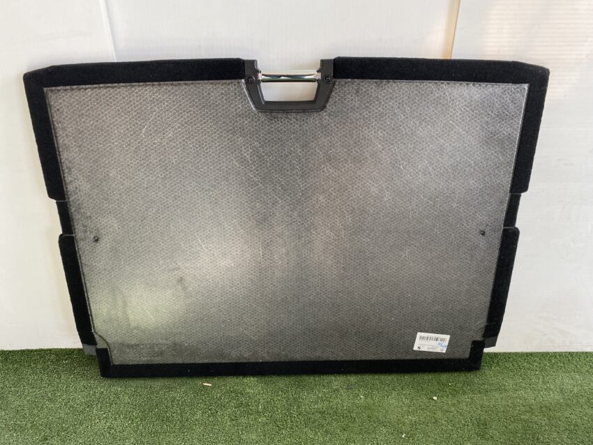 MENSOLA PANNELLO RIVESTIMENTO PIANALE POSTERIORE PEUGEOT 2008 327000144 - immagine 2